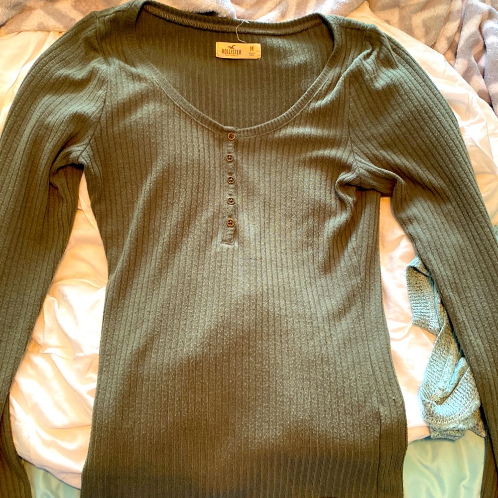 Hollister Olive Sweater